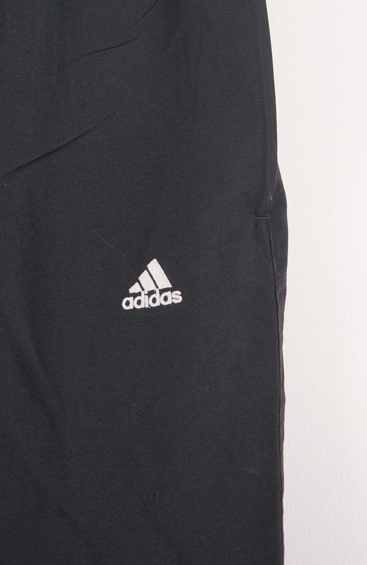 VINTAGE ADIDAS TRACK PANT SHORTS (XS)