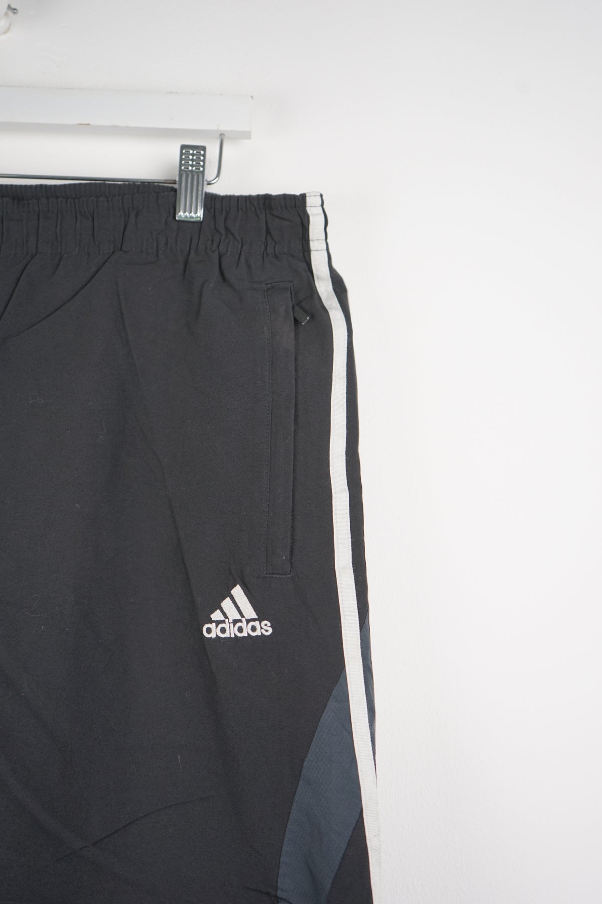 VINTAGE ADIDAS TRACK PANT SHORTS (XL)