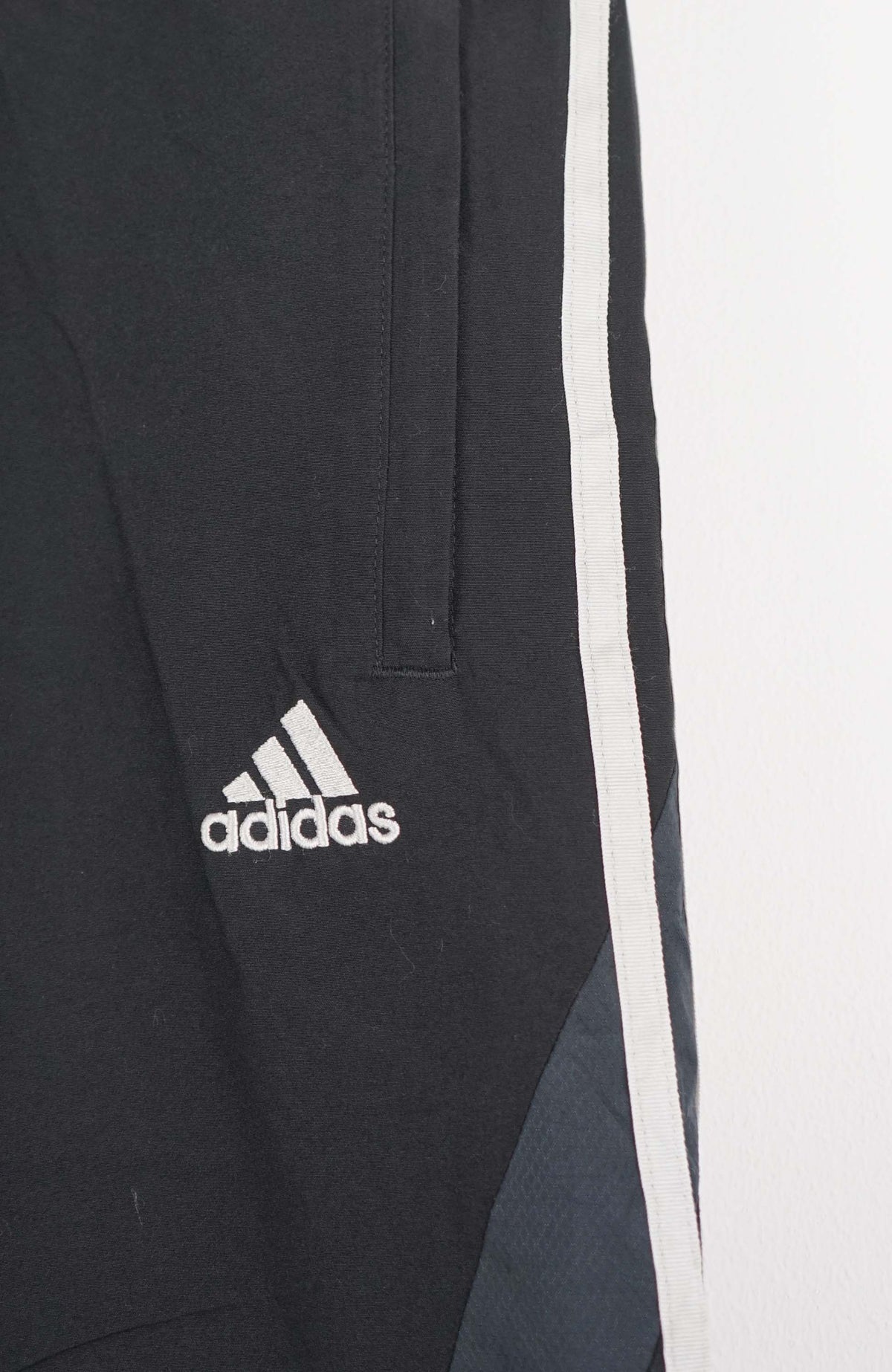 VINTAGE ADIDAS TRACK PANT SHORTS (XL)