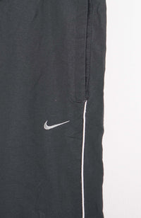 VINTAGE NIKE TRACKPANT SHORTS (L)