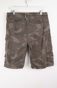 VINTAGE CAMO CARGO SHORTS W34