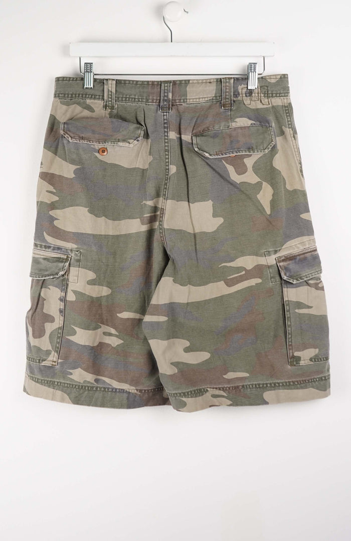 VINTAGE CAMO CARGO SHORTS W34