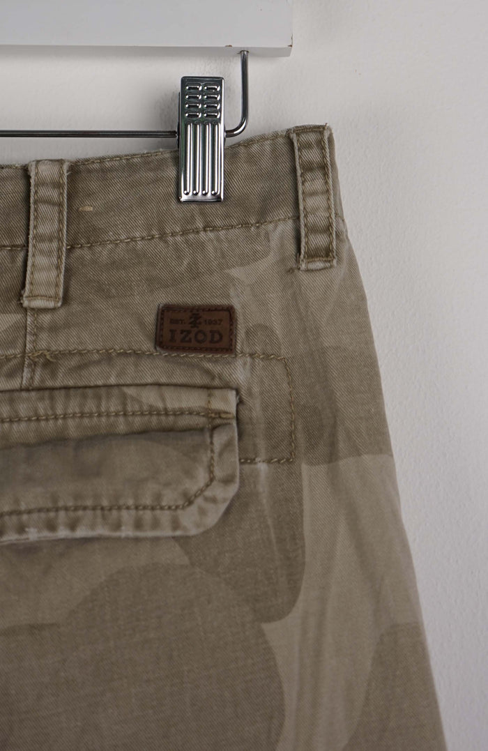 VINTAGE CAMO CARGO SHORTS W32