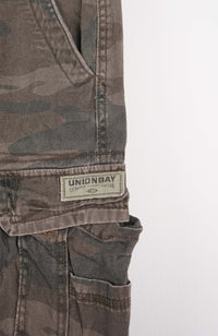 VINTAGE CAMO CARGO SHORTS W32