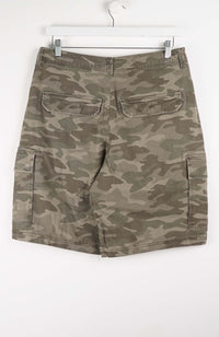 VINTAGE CAMO CARGO SHORTS W32