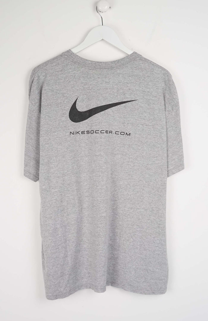 VINTAGE NIKE T-SHIRT (XL)