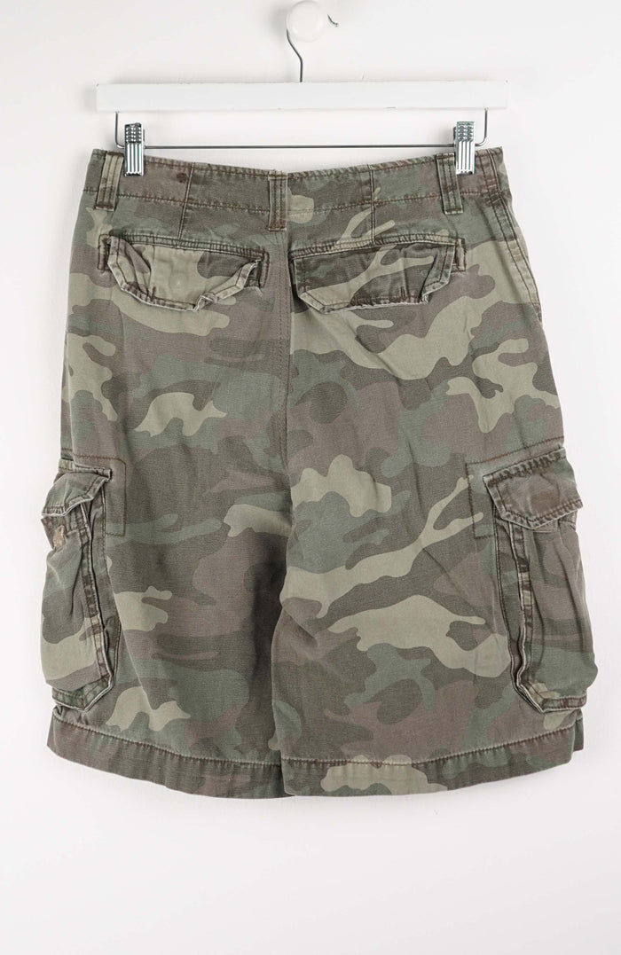 VINTAGE CAMO CARGO SHORTS W30