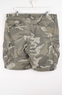 VINTAGE CAMO CARGO SHORTS W40