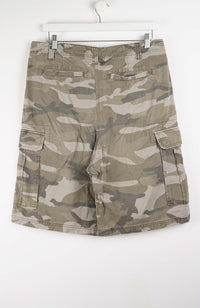 VINTAGE CAMO CARGO SHORTS W34