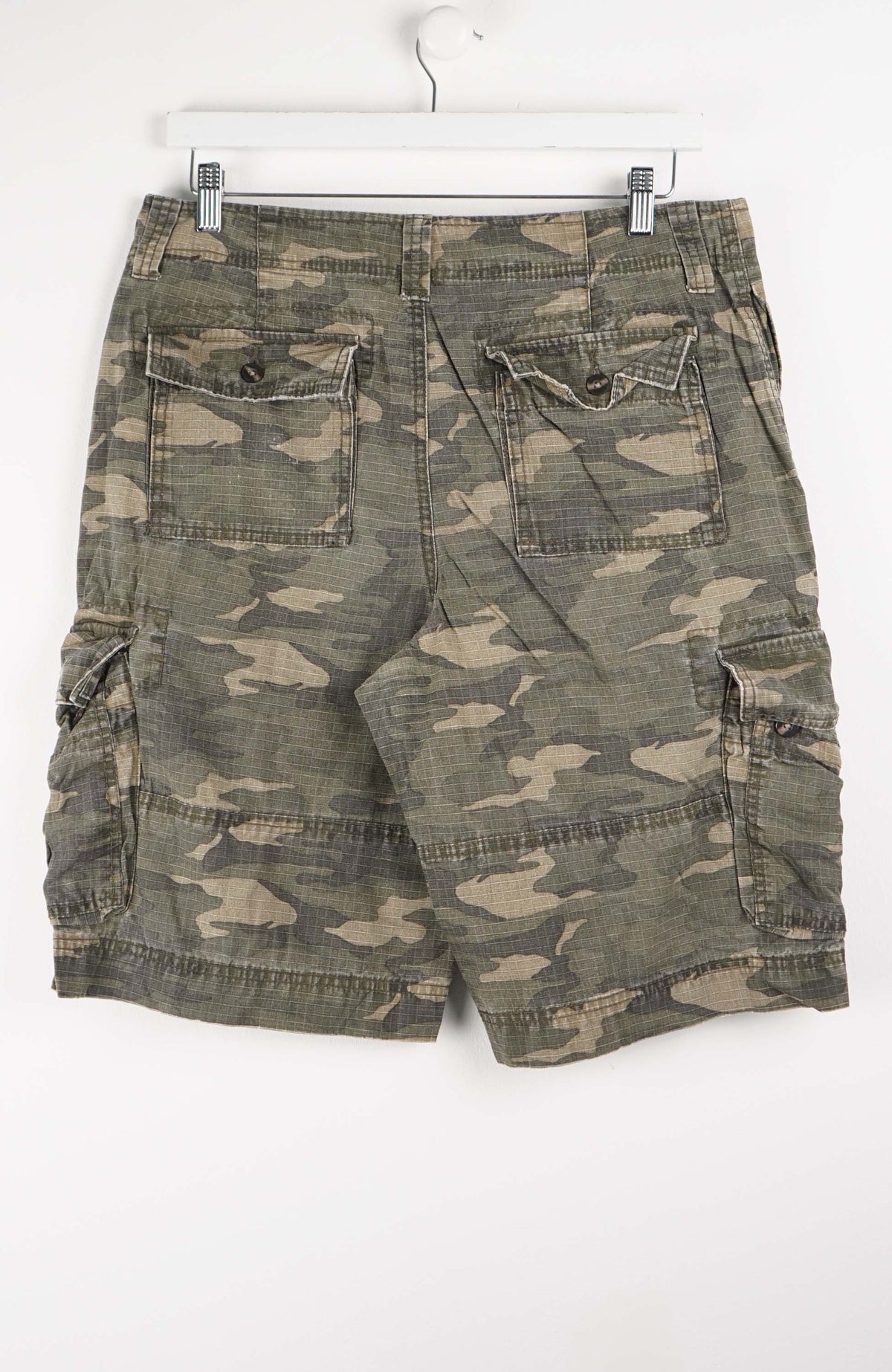 VINTAGE MOSSIMO CAMO CARGO SHORTS W34