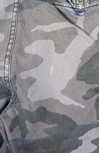 VINTAGE NAUTICA CAMO CARGO SHORTS W32