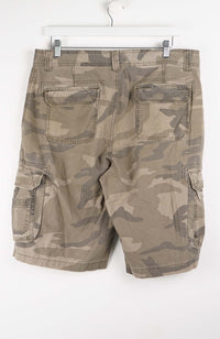 VINTAGE CAMO CARGO SHORTS W36