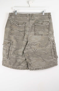 VINTAGE CAMO CARGO SHORTS W36