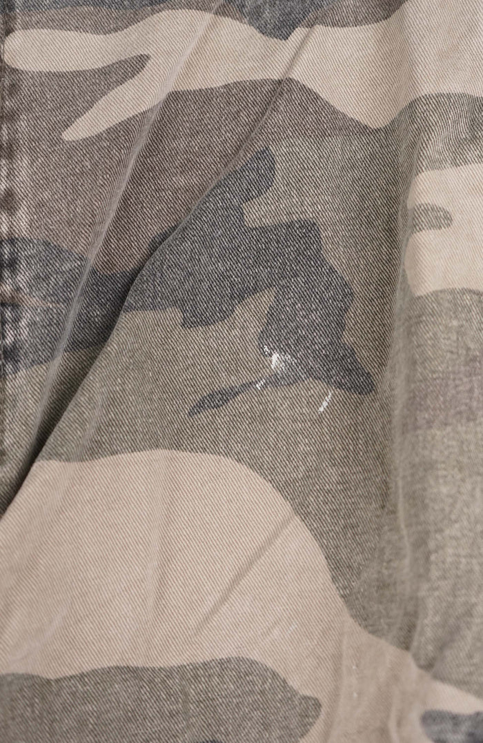 VINTAGE CAMO CARGO SHORTS W36