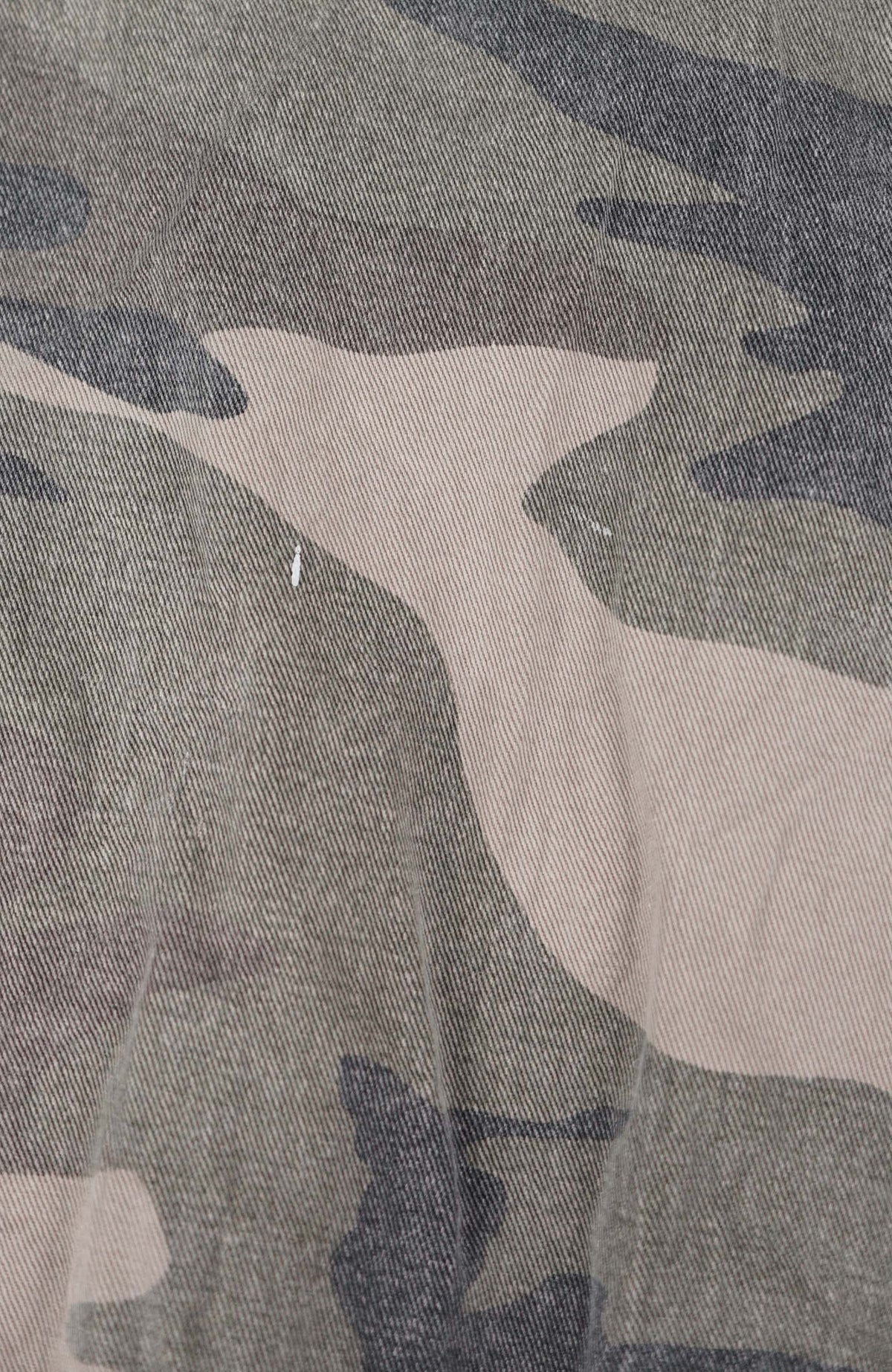 VINTAGE CAMO CARGO SHORTS W36
