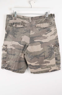 VINTAGE CAMO CARGO SHORTS W36