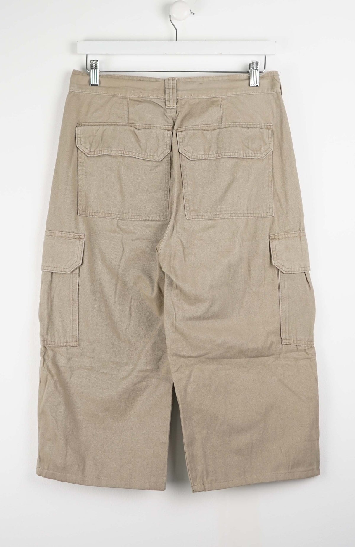 VINTAGE REWORK CARGO CAPRI SHORTS W32