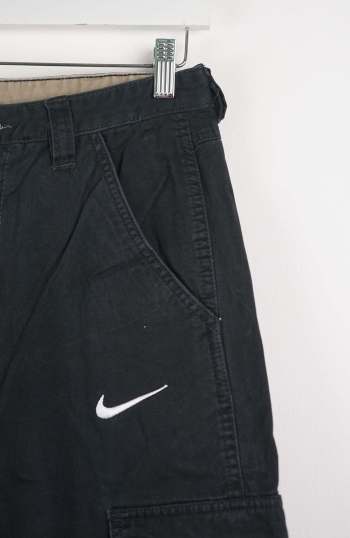 VINTAGE REWORK CARGO CAPRI SHORTS W30