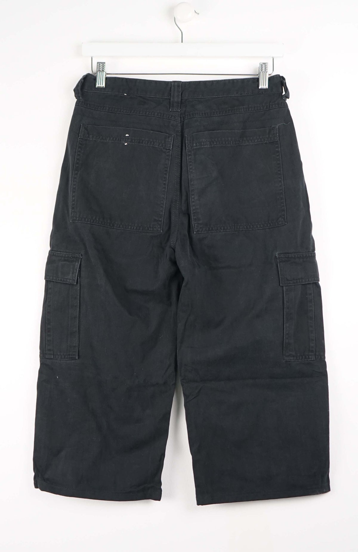 VINTAGE REWORK CARGO CAPRI SHORTS W30