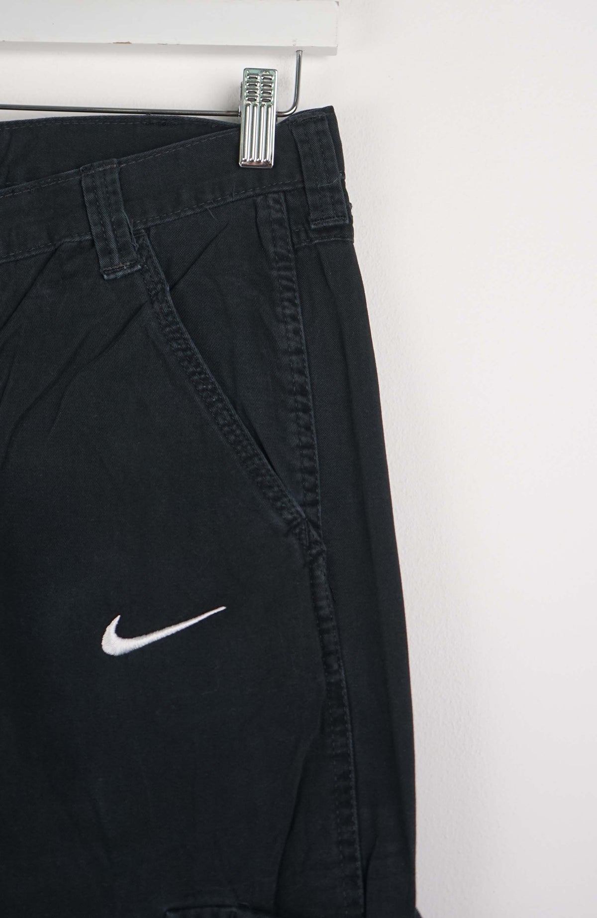 VINTAGE REWORK CARGO CAPRI SHORTS W30
