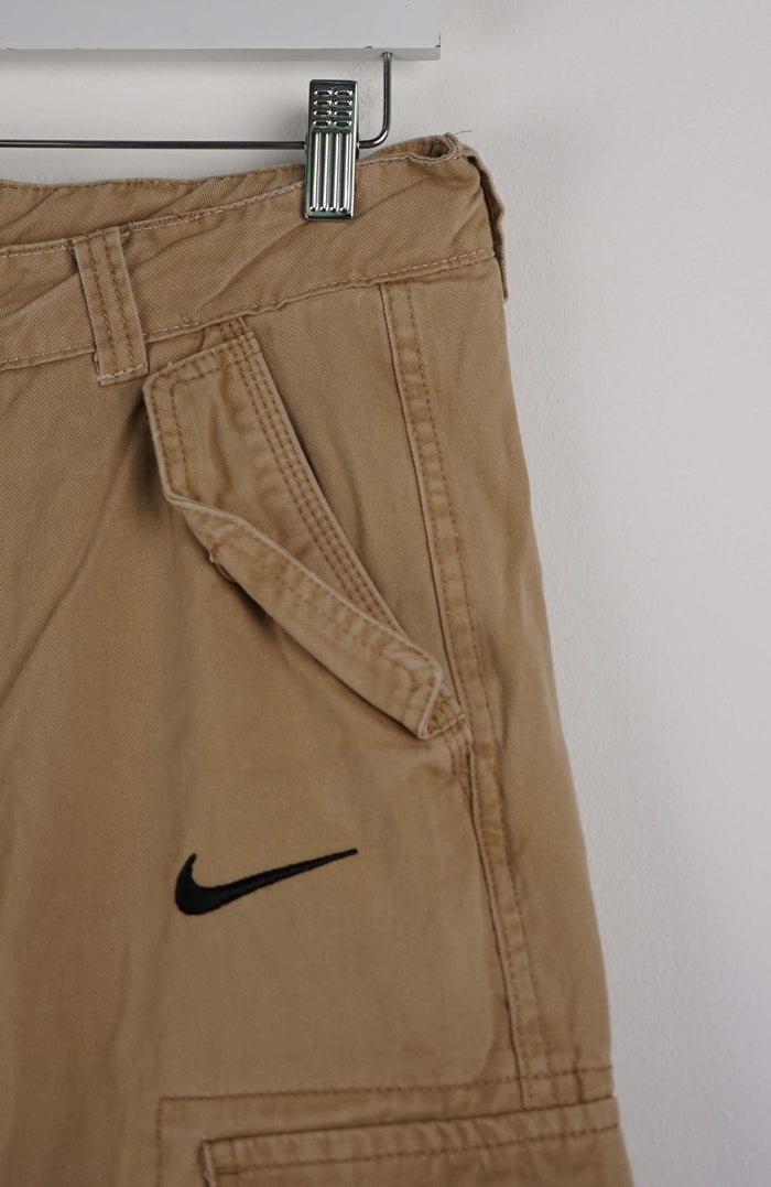 VINTAGE REWORK CARGO CAPRI SHORTS W30