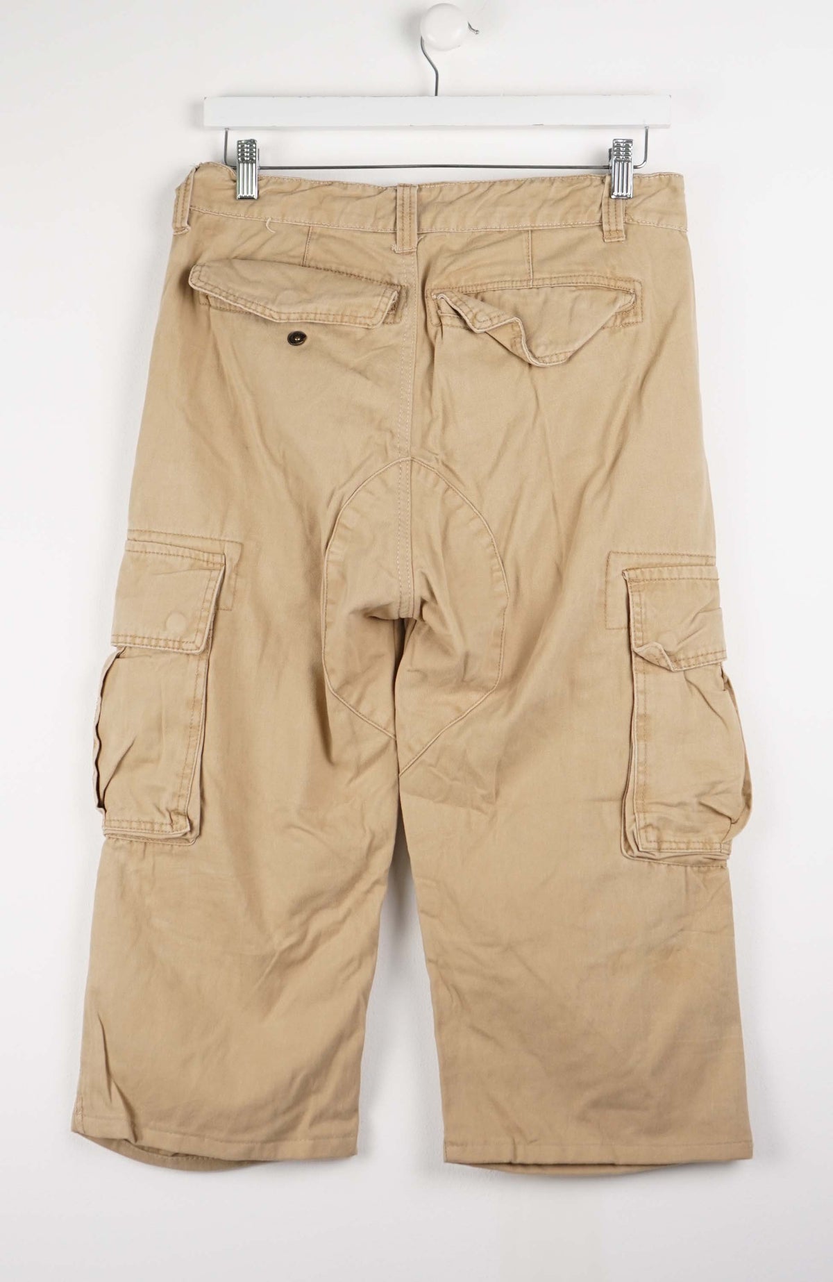 VINTAGE REWORK CARGO CAPRI SHORTS W30