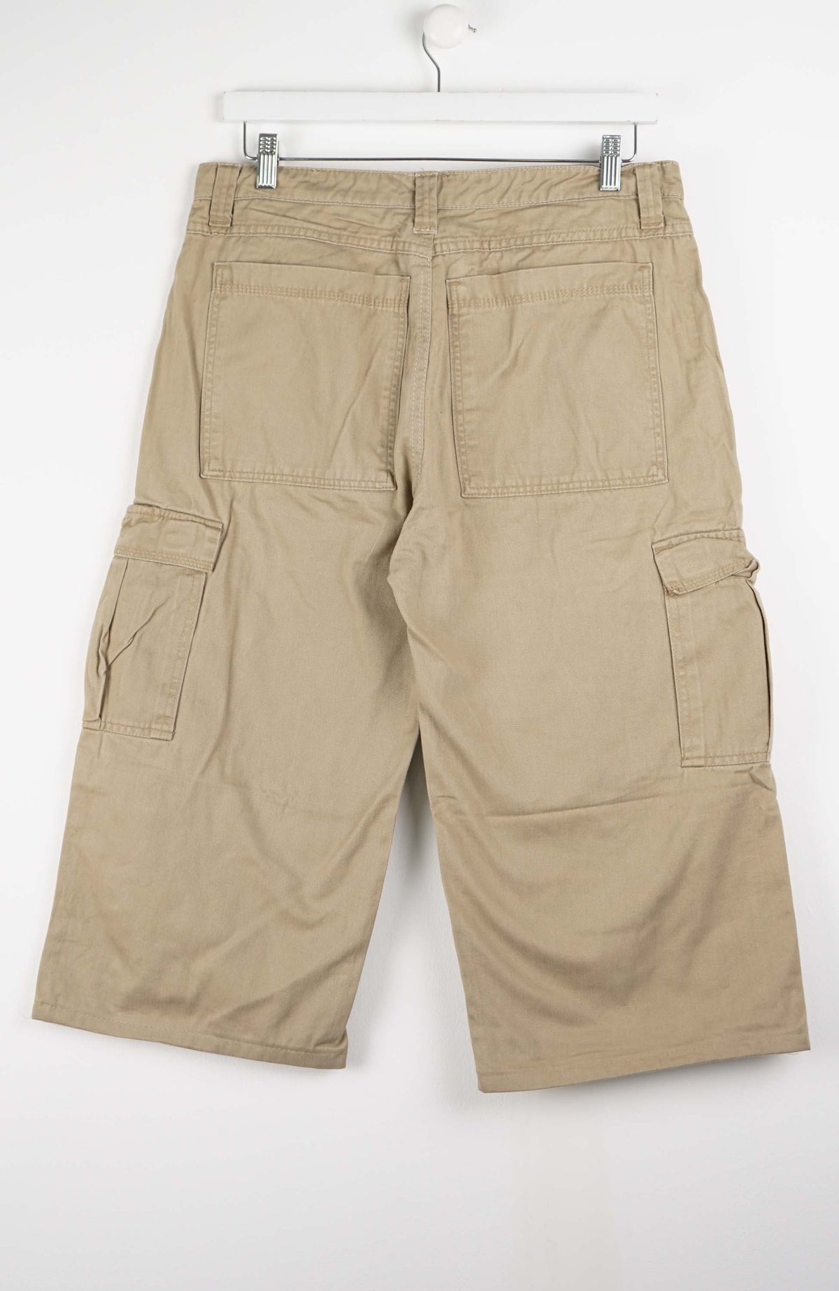 VINTAGE REWORK CARGO CAPRI SHORTS W32