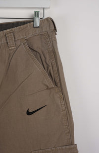 VINTAGE REWORK CARGO CAPRI SHORTS W32