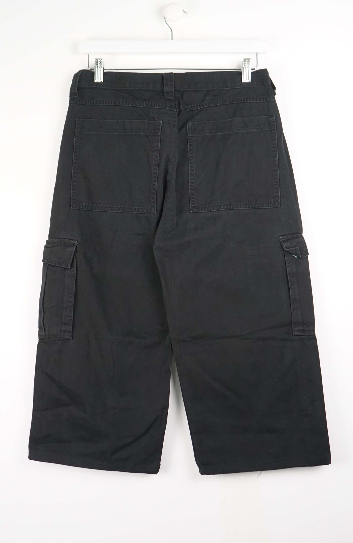 VINTAGE REWORK CARGO CAPRI SHORTS W30