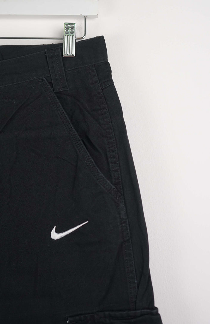 VINTAGE REWORK CARGO CAPRI SHORTS W32