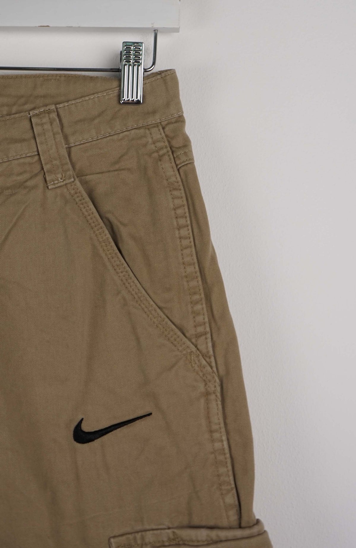 VINTAGE REWORK CARGO CAPRI SHORTS W30