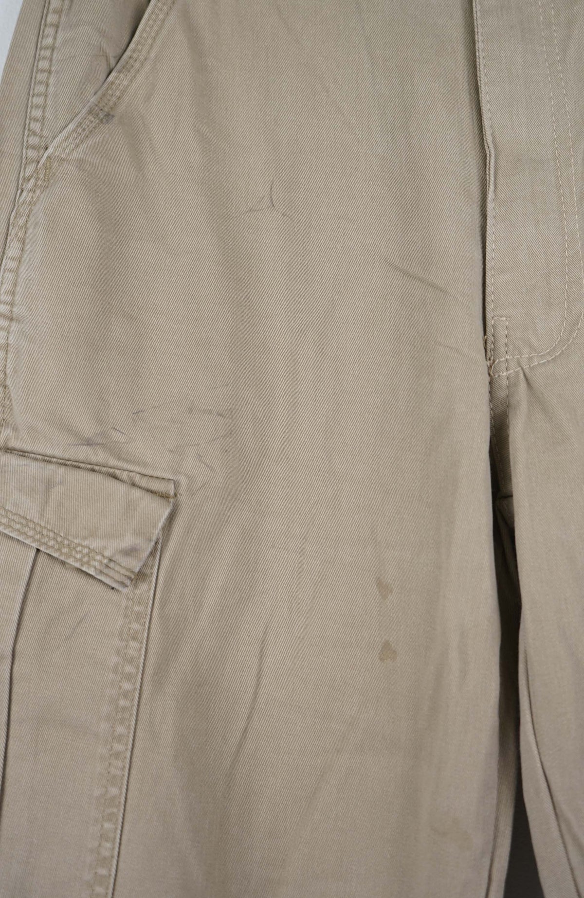 VINTAGE REWORK CARGO CAPRI SHORTS W32