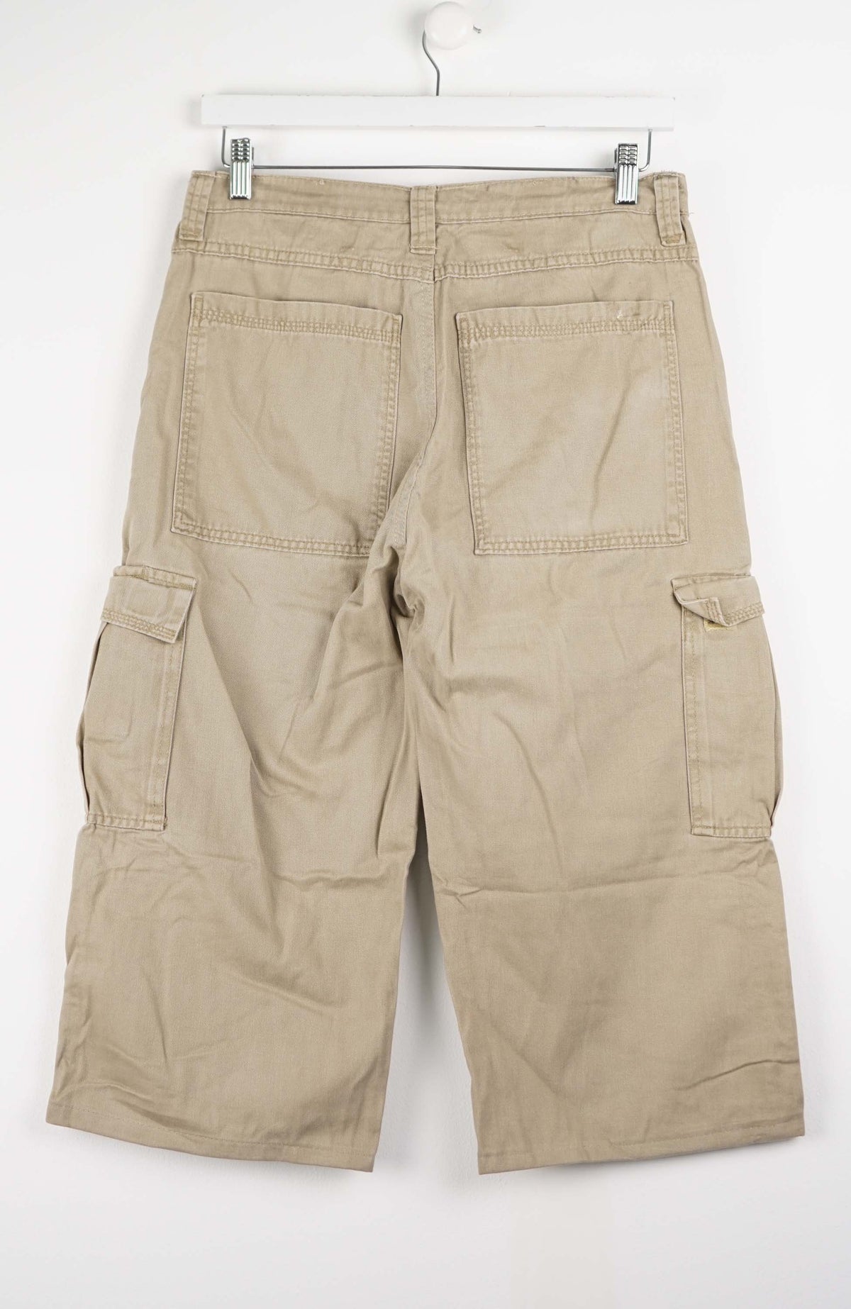 VINTAGE REWORK CARGO CAPRI SHORTS W32