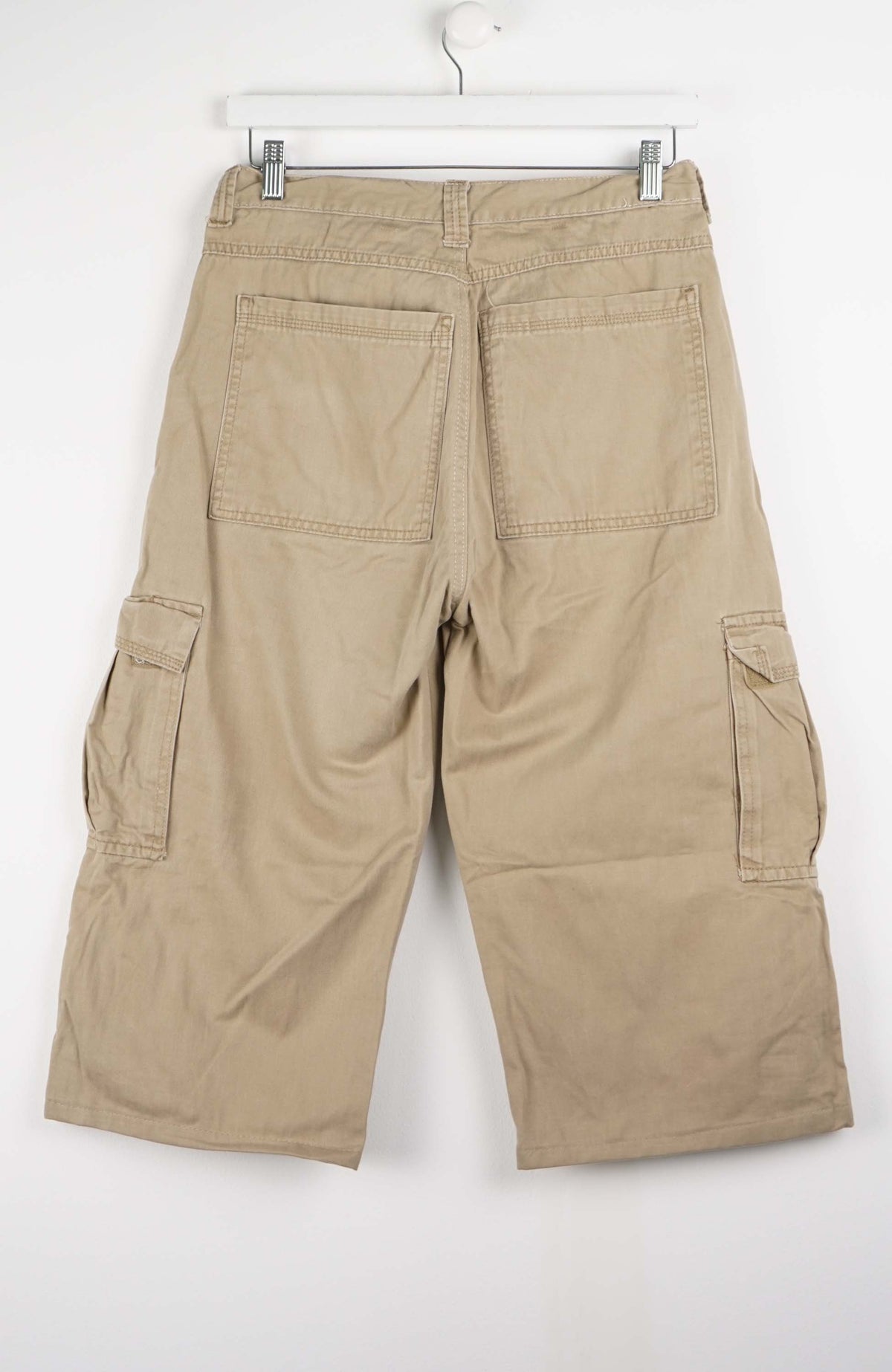 VINTAGE REWORK CARGO CAPRI SHORTS W30