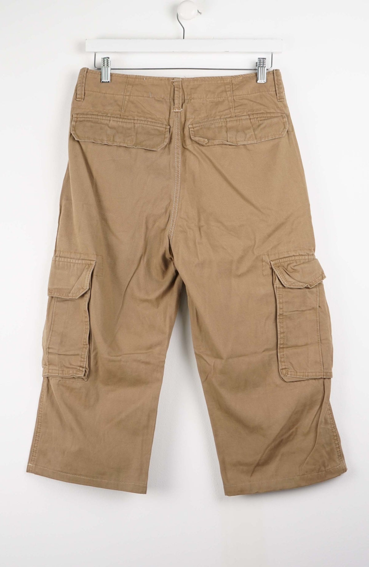 VINTAGE REWORK CARGO CAPRI SHORTS W32