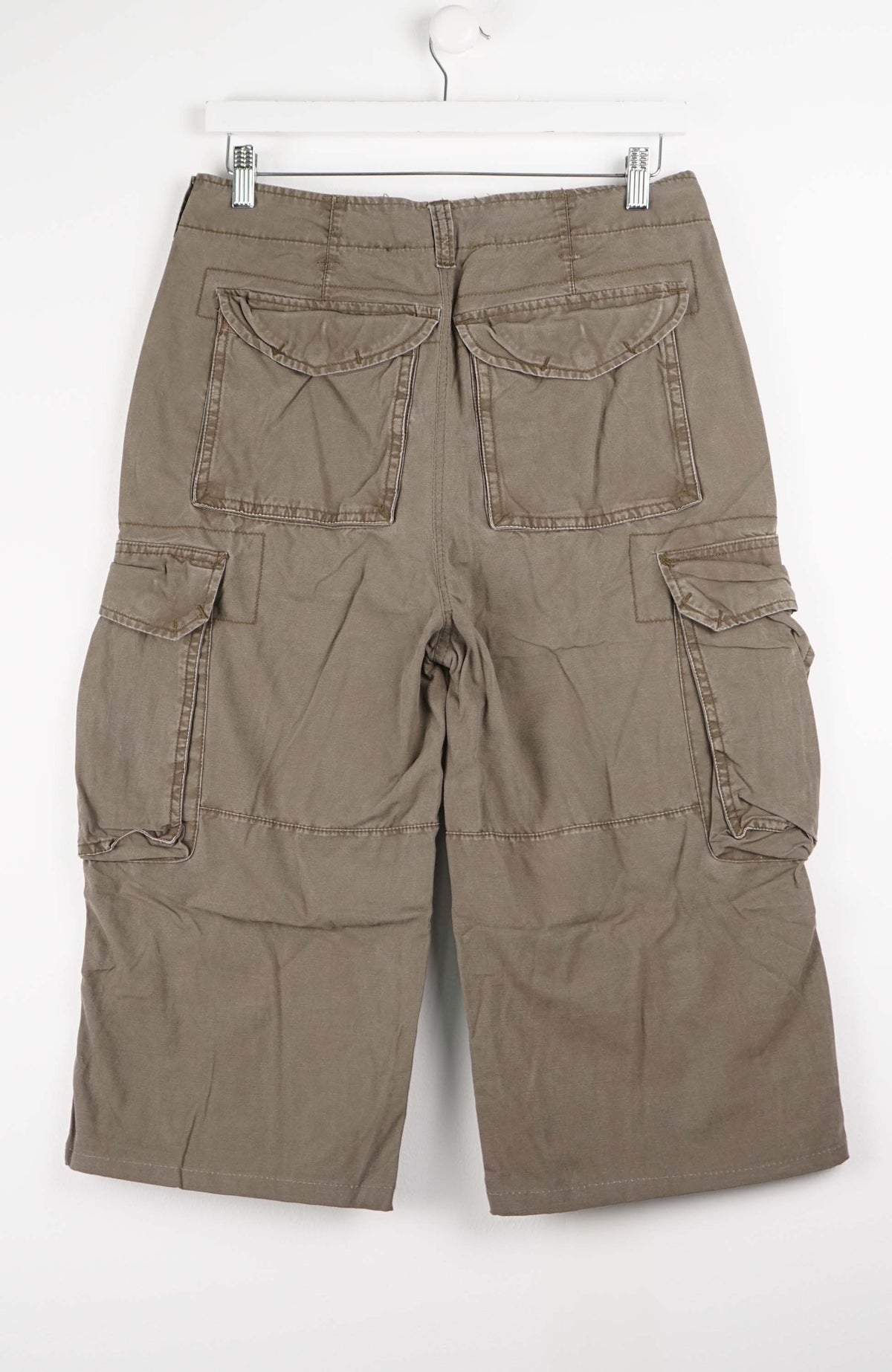 VINTAGE REWORK CARGO CAPRI SHORTS W32