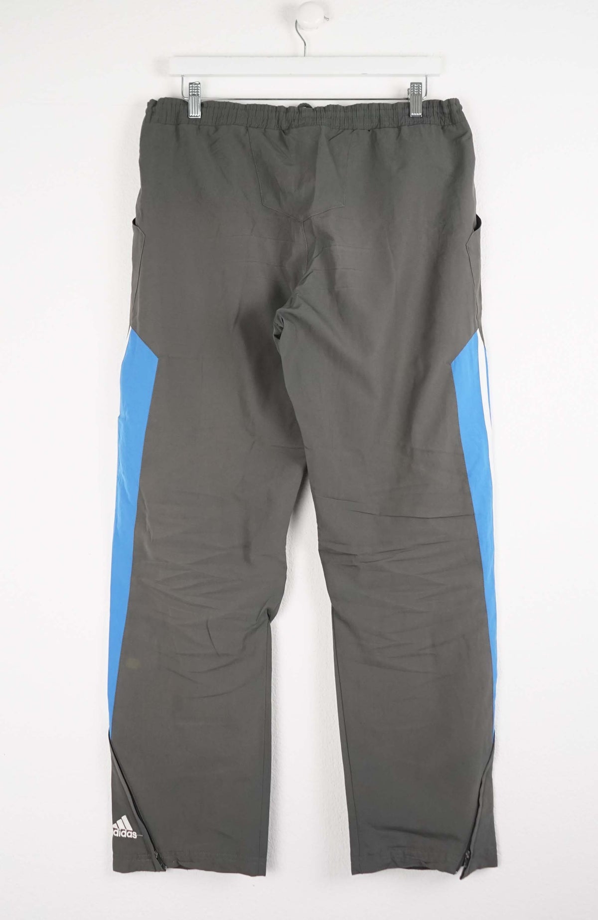 VINTAGE ADIDAS TRACK PANTS (L)