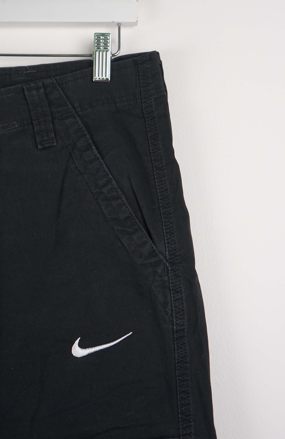 VINTAGE REWORK CARGO CAPRI SHORTS W34