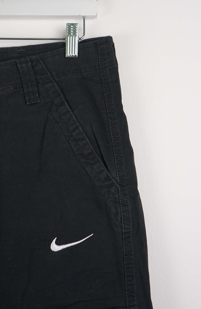 VINTAGE REWORK CARGO CAPRI SHORTS W34
