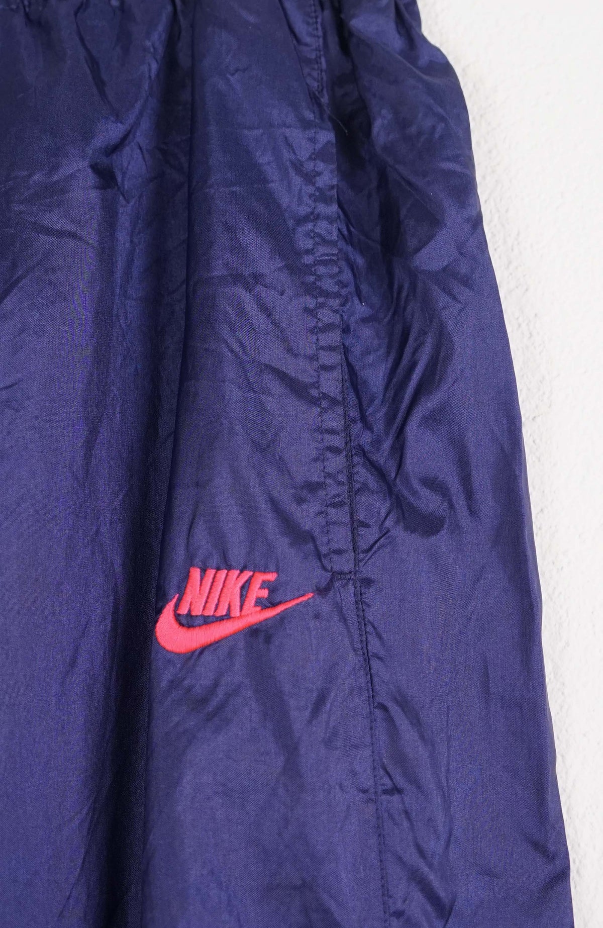 VINTAGE NIKE TRACK PANTS (XL)