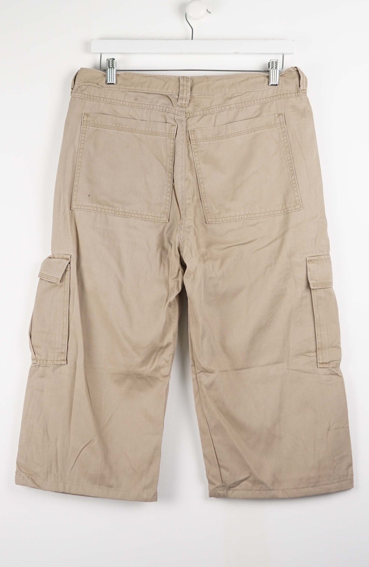 VINTAGE REWORK CARGO CAPRI SHORTS W34