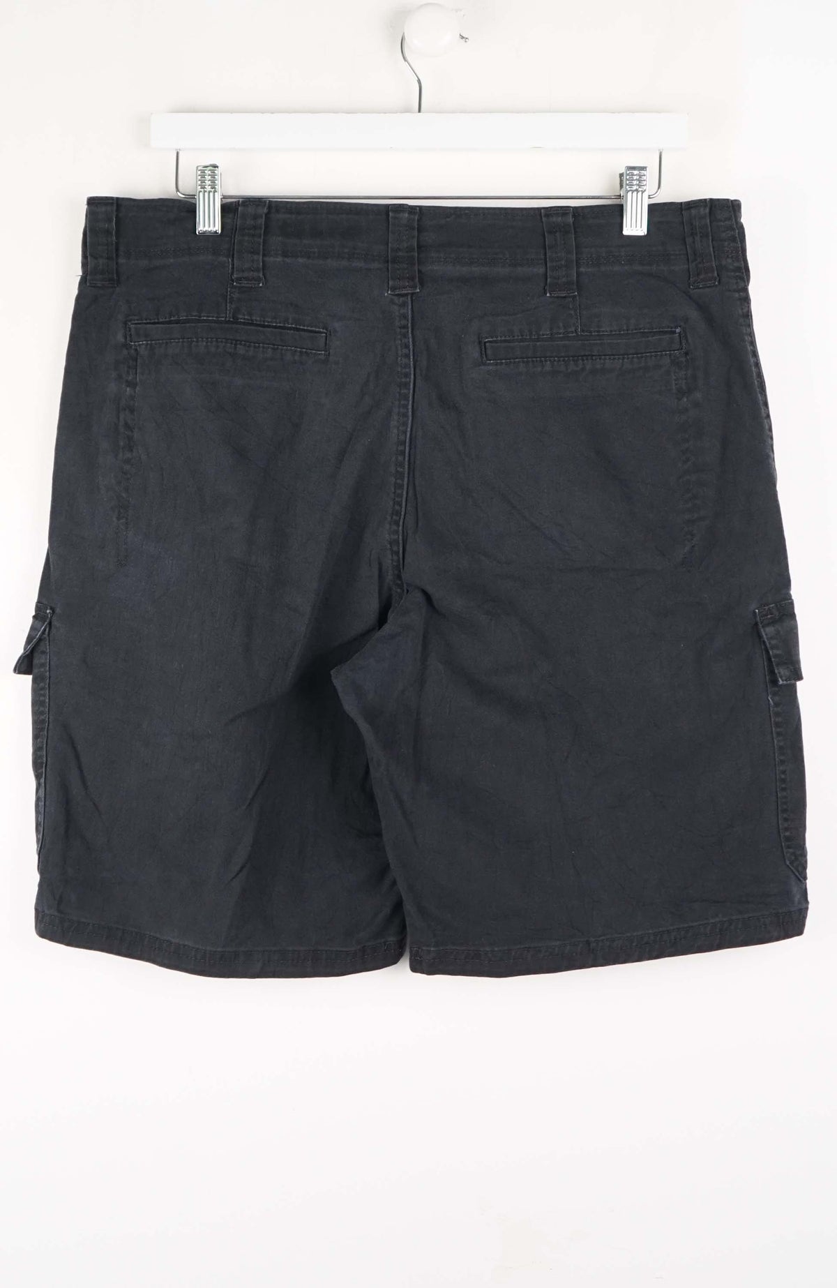 VINTAGE WRANGLER CARGO SHORTS W36