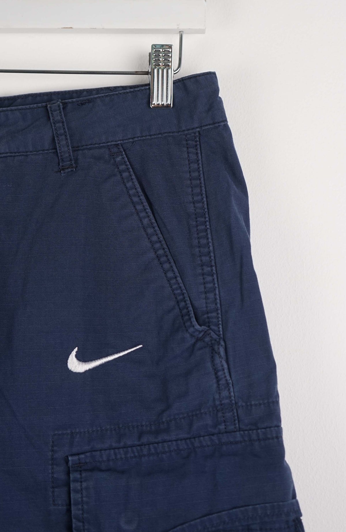 VINTAGE REWORK CARGO SHORTS W30