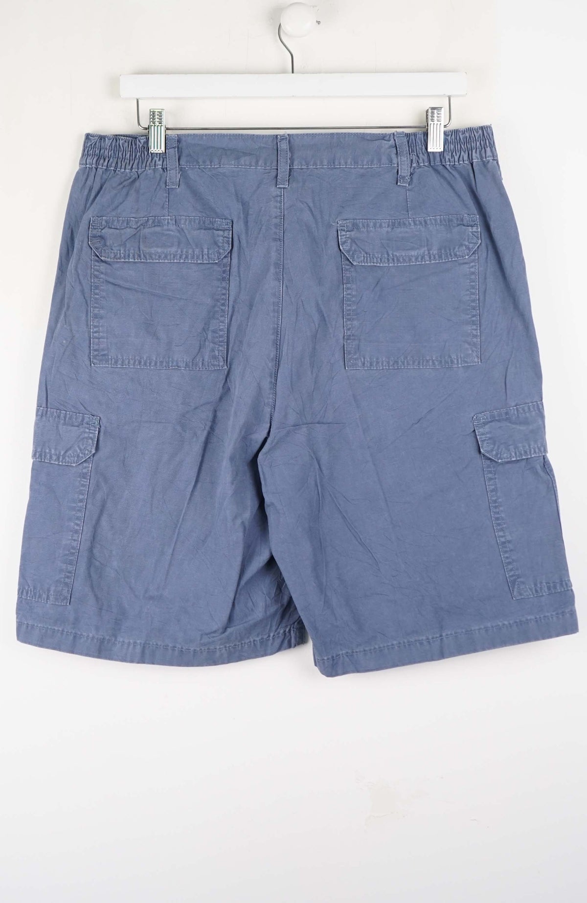 VINTAGE WRANGLER CARGO SHORTS W34