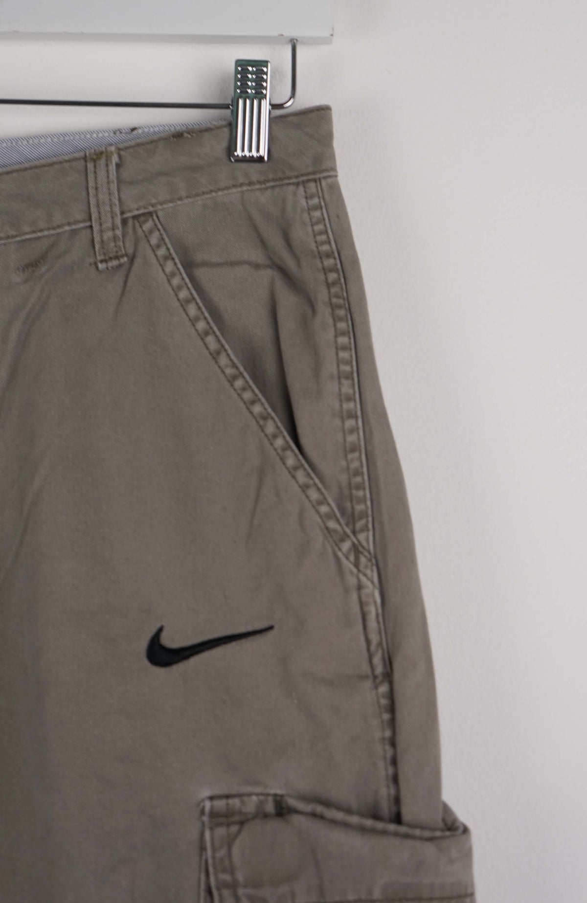 VINTAGE REWORK CARGO SHORTS W31