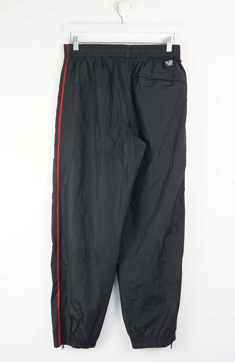 VINTAGE NIKE TRACK PANTS (M)