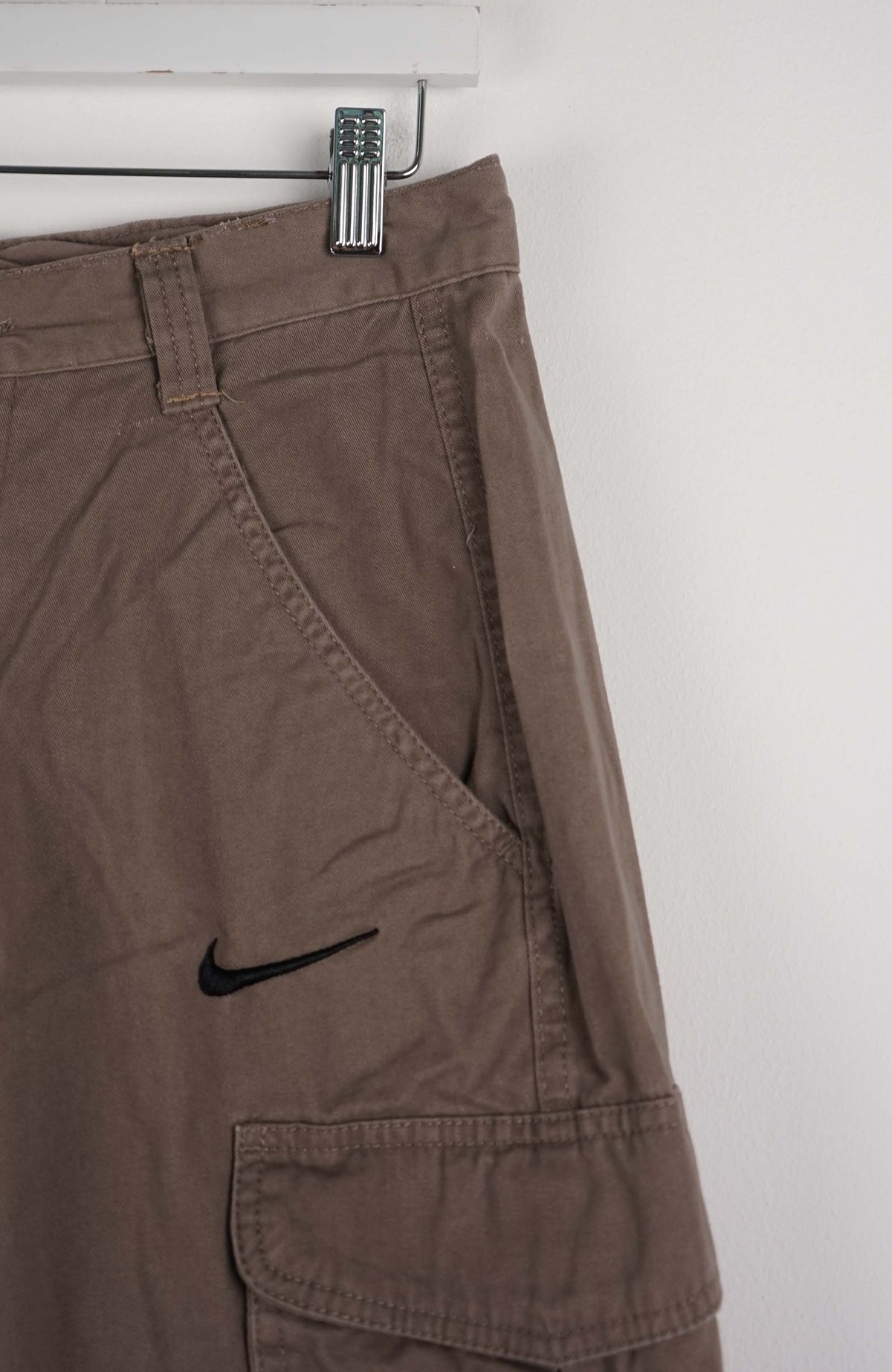 VINTAGE REWORK CARGO SHORTS W30