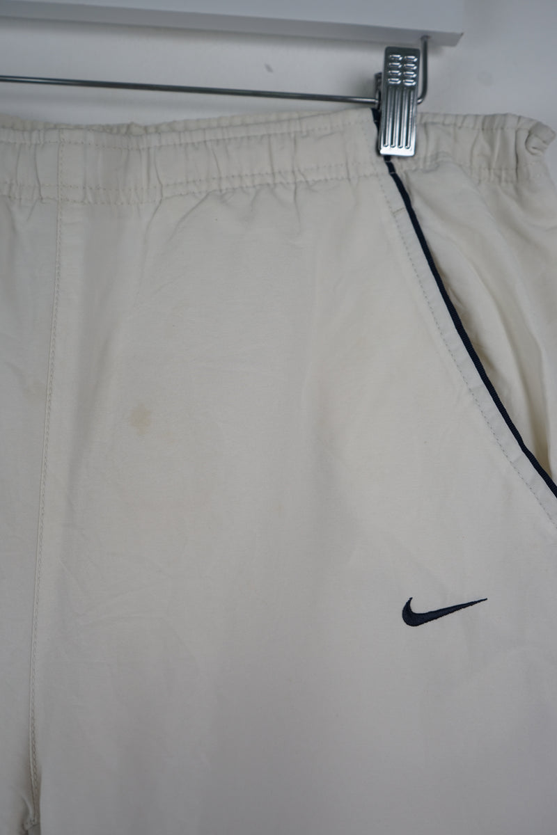 VINTAGE NIKE TRACK PANTS (L)