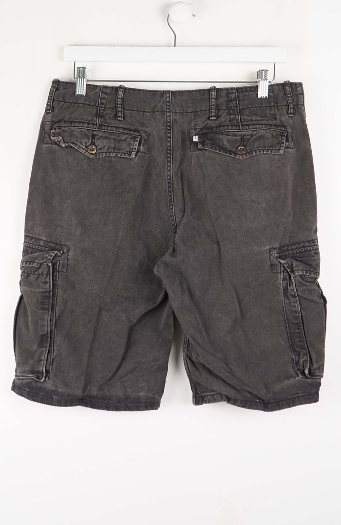VINTAGE LEVI STRAUSS CARGO SHORTS W33