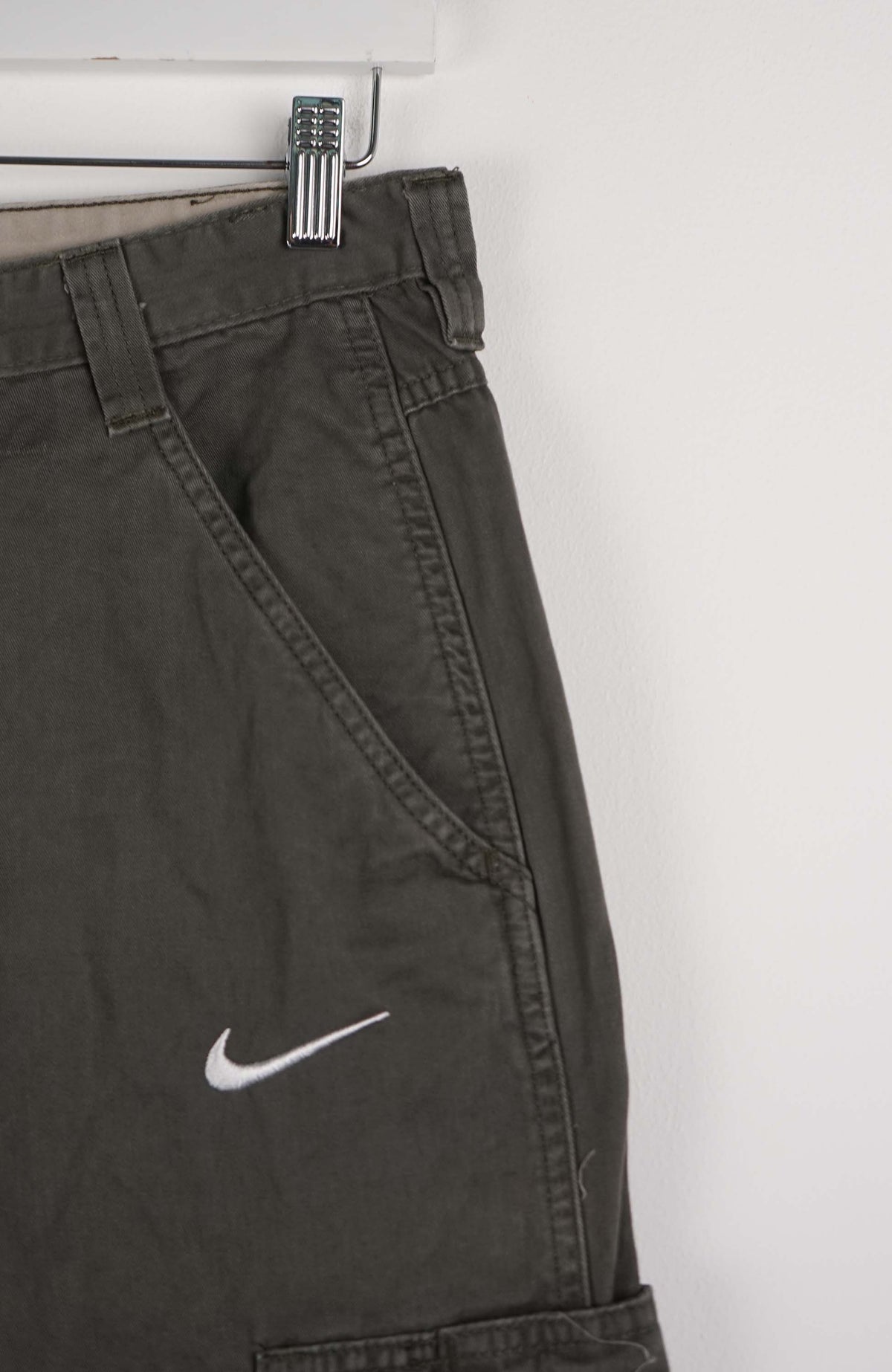 VINTAGE REWORK CARGO SHORTS W31
